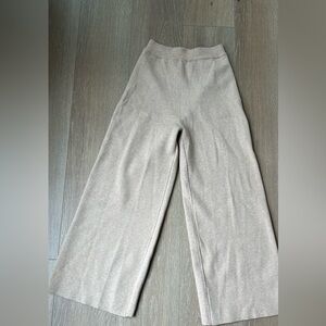 Beautiful new, wide leg knit lounge pants!